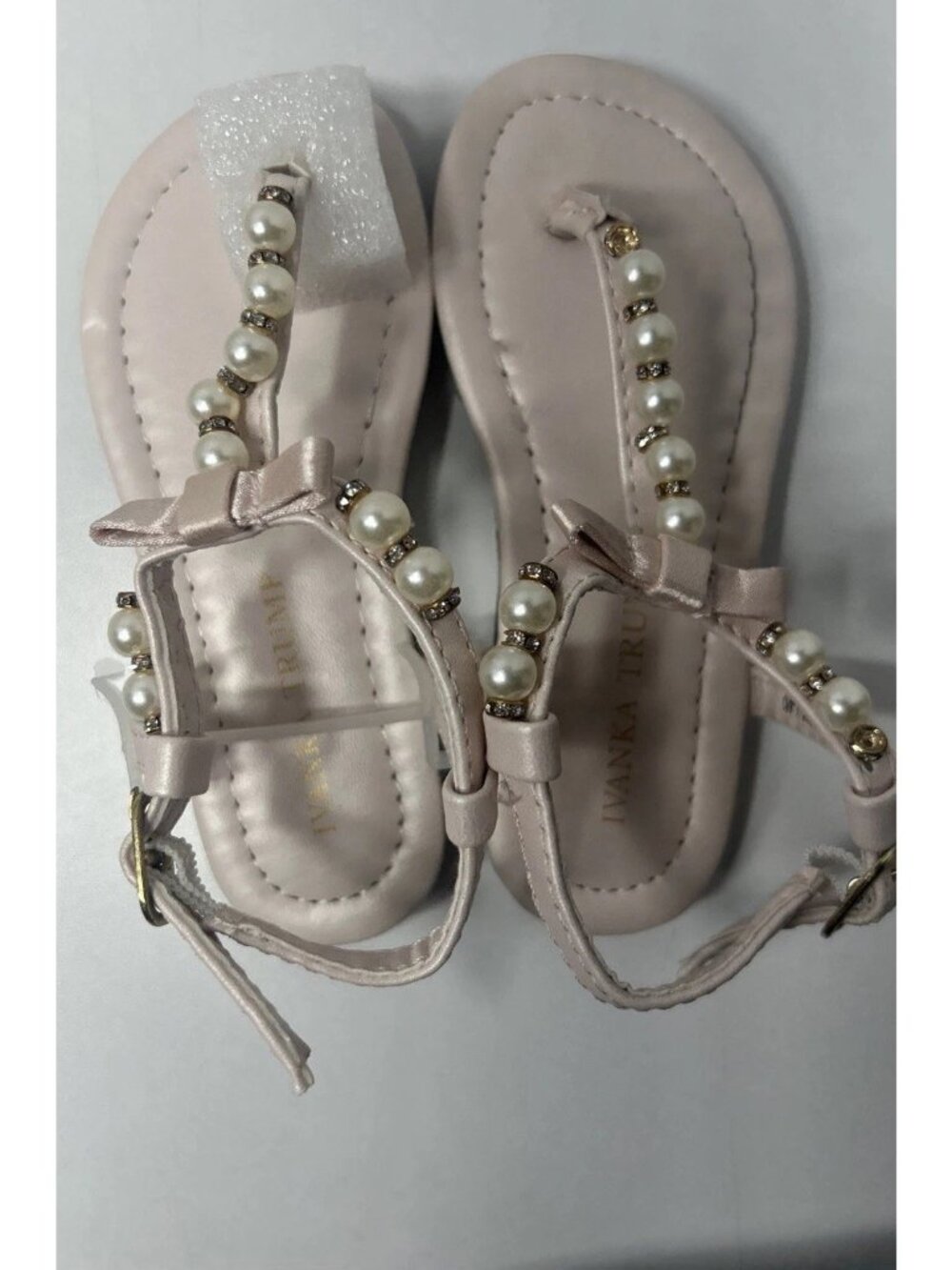 Ivanka Trump Lil Mariana girls sandals - Size 7 Pink - Pearls and Rhinestones - Picture 2 of 10